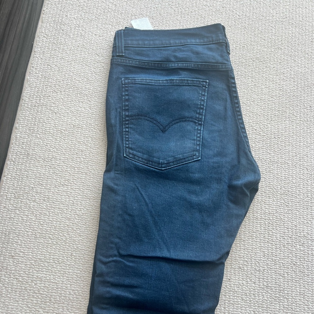 Levi's Slim Straight Medium to Dark Wash Jeans